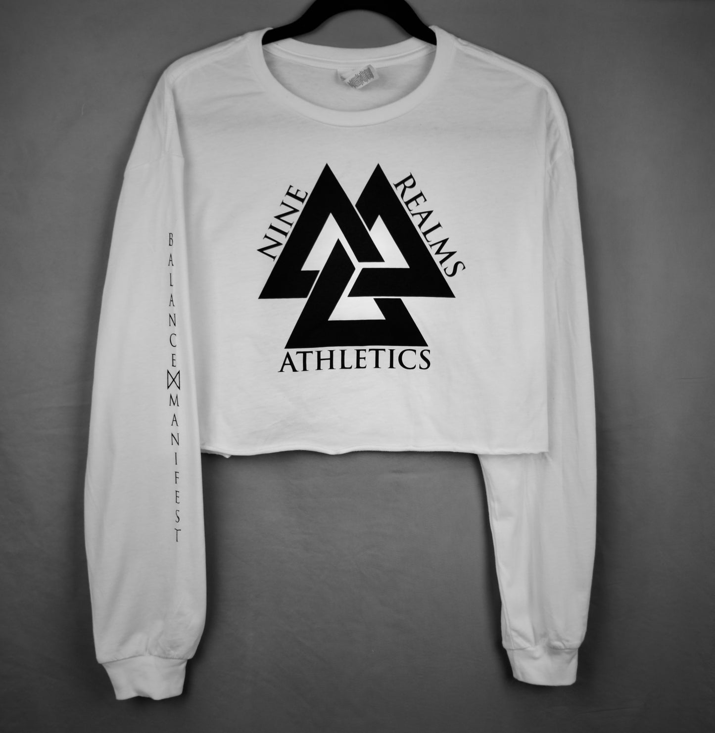 Nine Realms Valknut Women's Long Sleeve Crop